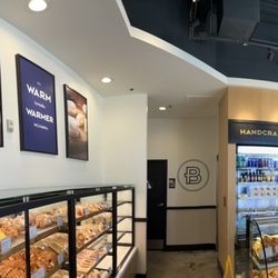 Paris Baguette - Interiors
