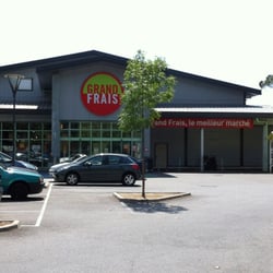 Grand Frais - Entrée du magasin