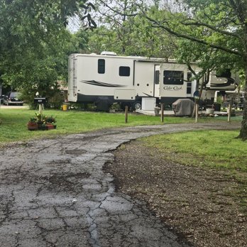 ABC RV Park - Trees - Campgrounds Near Me - Alvarado, Texas ABC RV Park - Trees - Campgrounds Near Me - Alvarado, Texas