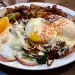 PJ & CO RESTAURANT & SALOON - Updated September 2025 - 827 Photos & 730 ...