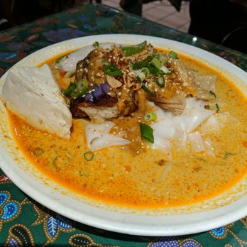 Malay Restaurant - Flat noodle in curry broth - Malaysian Near Me - Flushing, New York Malay Restaurant - Flat noodle in curry broth - Malaysian Near Me - Flushing, New York