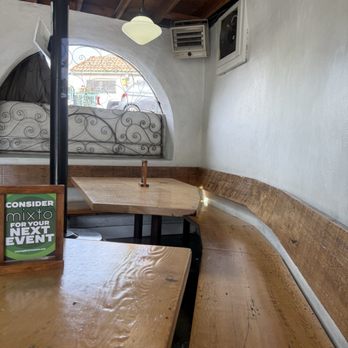 Mixto Comida Latina - Interior space is well utilized - Mexican Near Me - Los Angeles, California
