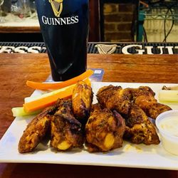Murphy's Townhouse Cafe - Grilled Buffalo Wings & Guinness