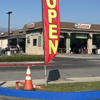 Castrol Quick Lube Center Executive Magic Touch Auto Care - Castrol and tent don't go there - Car Window Tinting Near Me - Covina, California Castrol Quick Lube Center Executive Magic Touch Auto Care - Castrol and tent don't go there - Car Window Tinting Near Me - Covina, California