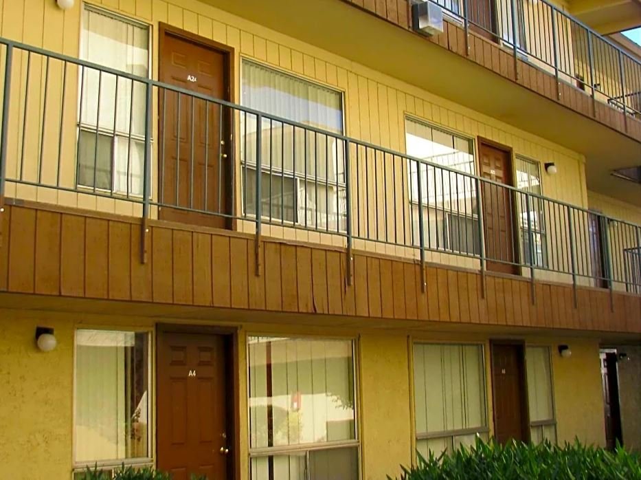 Stone View Apartments - property management company in Glendale, AZ