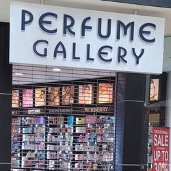 Perfumme Gallery