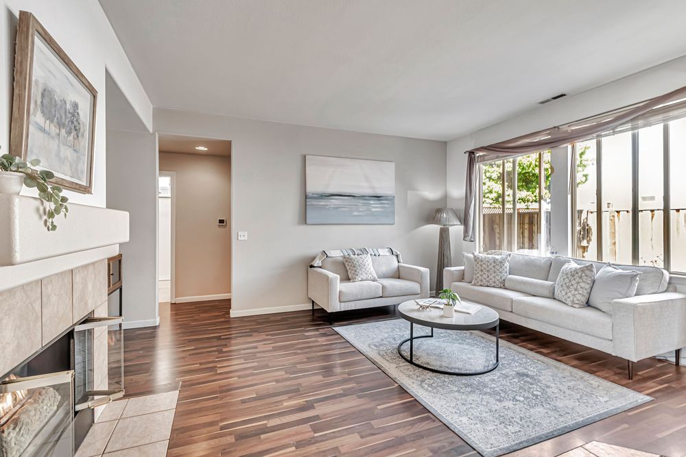 GOOD EARTH STAGING LLC