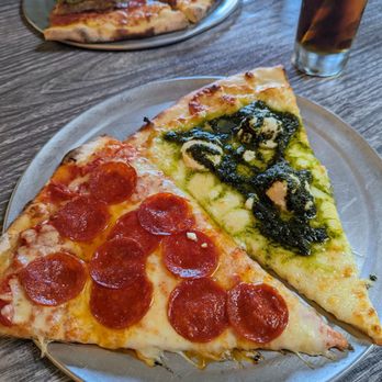 Vito's Pizza - Pepperoni & White pizza - Pizza Near Me - Santa Monica, California Vito's Pizza - Pepperoni & White pizza - Pizza Near Me - Santa Monica, California