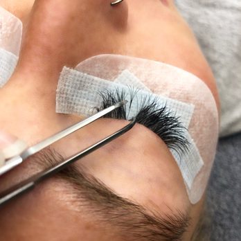 The Beauty Lounge - Proper isolation and 3 week retention - Eyelash Service Near Me - Mequon, Wisconsin The Beauty Lounge - Proper isolation and 3 week retention - Eyelash Service Near Me - Mequon, Wisconsin