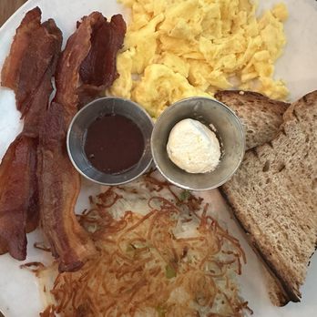 Benedict's - Breakfast & Brunch Near Me - Wayzata, Minnesota
