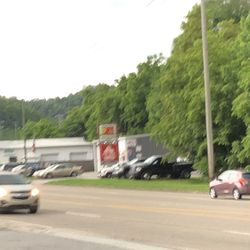 Murray's Auto Repair - Main Sign