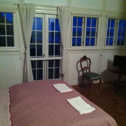 Hotel Stege Nor - Room with Twin beds and gorgeous view over the bay.