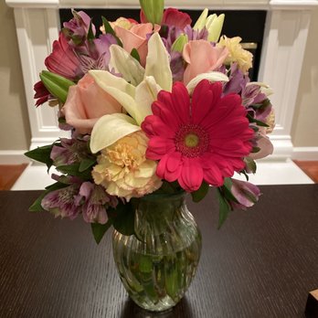 Bee's Flowers - Florists Near Me - San Jose, California