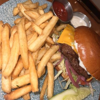 Park 600 - 600 Burger - Breakfast & Brunch Near Me - Rochester, Michigan