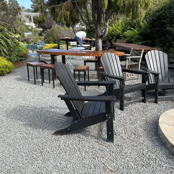 Brickery Pizza - Outdoor Seating - Pizza Near Me - Mendocino, California Brickery Pizza - Outdoor Seating - Pizza Near Me - Mendocino, California