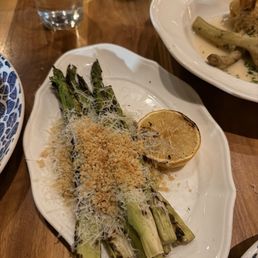 Grilled Asparagus- Smoked Aioli, Garlic Breadcrumb, Grilled Lemon Grilled Asparagus- Smoked Aioli, Garlic Breadcrumb, Grilled Lemon