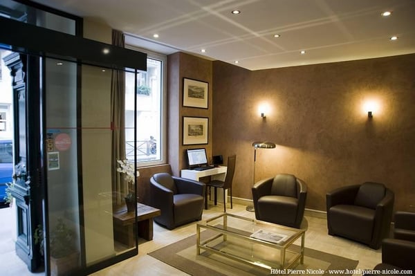 Hôtel Pierre Nicole by null