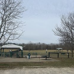 Red Orchard Barn And Park