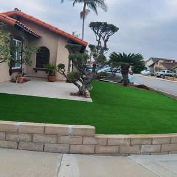 SH Landscaping - Front Lawn Artificial Turf - Landscaping Near Me SH Landscaping - Front Lawn Artificial Turf - Landscaping Near Me