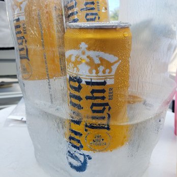 Nautilus Bar - Bucket of beers $45 - Cocktail Bars Near Me - Miami Beach, Florida