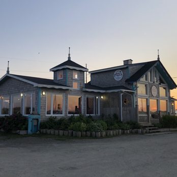 Pizza d'la Pointe - Extérieur été 2021 - Pizza Near Me - Havre-aux-Maisons, Quebec