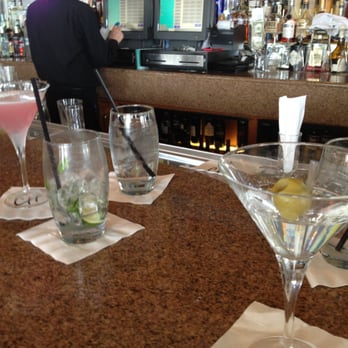 Chart House - Pair of Coctails - Seafood Near Me - Alexandria, Virginia