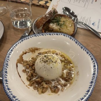 Stella - Burrata & Walnut - Italian Near Me - Kenwood, California Stella - Burrata & Walnut - Italian Near Me - Kenwood, California