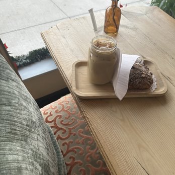 R Cafe & Tea Boutique - Coffee & Tea Near Me - New Rochelle, New York
