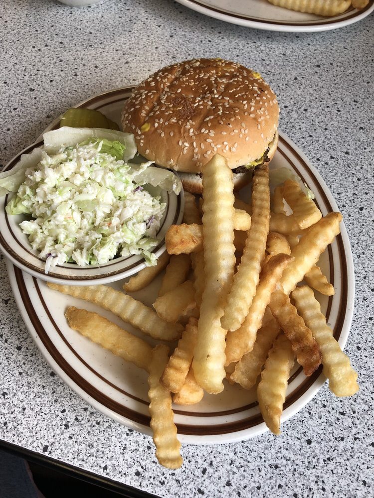 Bell's DriveIn Restaurant, Toccoa Roadtrippers