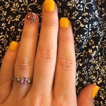 Crystal Nails - Love them!! - Nail Salons Near Me - Redding, California