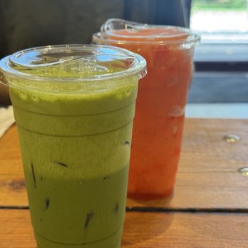 Cooke Street Market - Matcha Milk Tea & Strawberry Slush - Poke Near Me - Honolulu, Hawaii