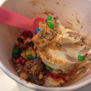 Yogurtland - Ice Cream & Frozen Yogurt Near Me - Pasadena, California Yogurtland - Ice Cream & Frozen Yogurt Near Me - Pasadena, California