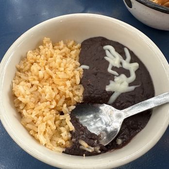 La Gloria - Side of beans and rice - Mexican Near Me - San Antonio, Texas La Gloria - Side of beans and rice - Mexican Near Me - San Antonio, Texas