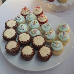 Off To The Races - Susie Cakes mini cupcakes! Delicious!!
