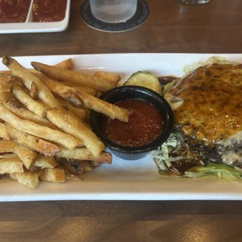 BRU Burger Bar - Fort Wayne - Bourban horseradish burger (no bun add lettuce) - Burgers Near Me - Fort Wayne, Indiana