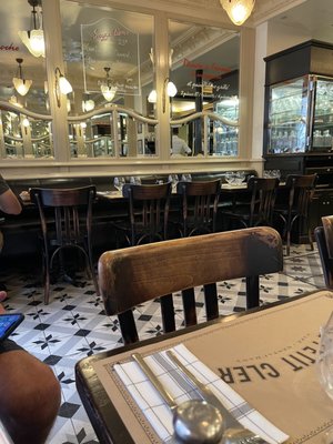 Le Petit Cler by null