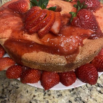 Dished Palate - Strawberry Pound Cake - Personal Chefs Near Me - East Point , Georgia Dished Palate - Strawberry Pound Cake - Personal Chefs Near Me - East Point , Georgia