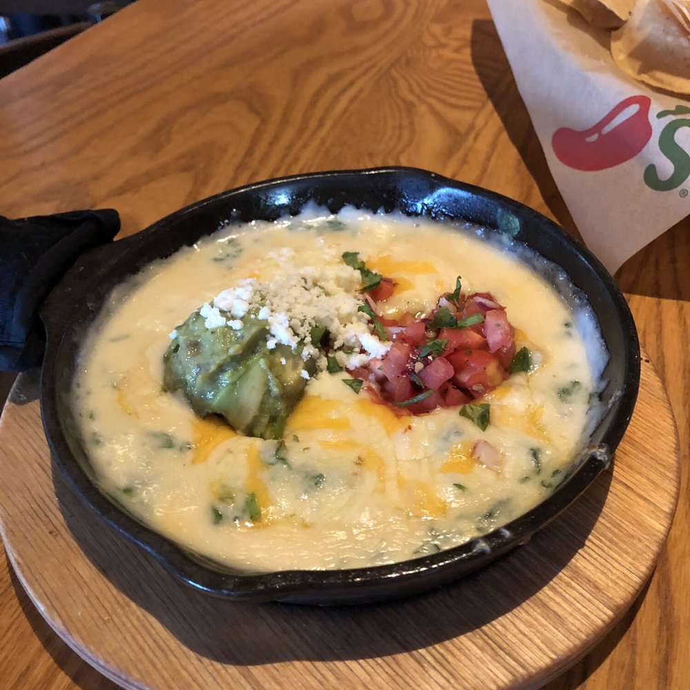 Chili's - White Spinach Queso - Very Good - American Near Me - Schertz, Texas