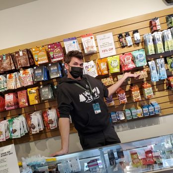Higher Leaf - Wow, what a lovely selection! - Cannabis Dispensaries Near Me - Bellevue, Washington Higher Leaf - Wow, what a lovely selection! - Cannabis Dispensaries Near Me - Bellevue, Washington