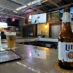 Rock N Barrel Bar & Grill - Bar