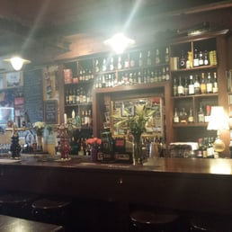 Warm old pub spot just outside the Vic markets. A perfect end to a cold day walking around in the rain as a bunch of tourists Warm old pub spot just outside the Vic markets. A perfect end to a cold day walking around in the rain as a bunch of tourists