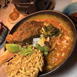 Chiang Mai Curry Noodle