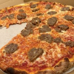 Uncle Joe's Brick Oven Pizza - Large Meatball pie