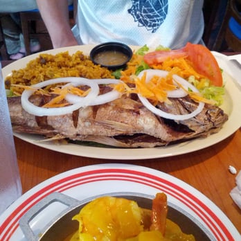 Orozco's - Whole red snapper - Puerto Rican Near Me - San Juan, Puerto Rico