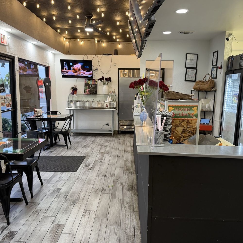 El Taco Magico - Inside - Tacos Near Me - Suisun City, California El Taco Magico - Inside - Tacos Near Me - Suisun City, California