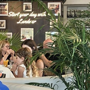 Cafe Landwer - Inside - Mediterranean Near Me - Boca Raton, Florida