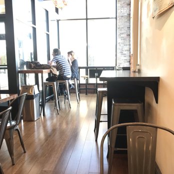 Brewhemia - Tons of high tops! - Cafes Near Me - Cedar Rapids, Iowa
