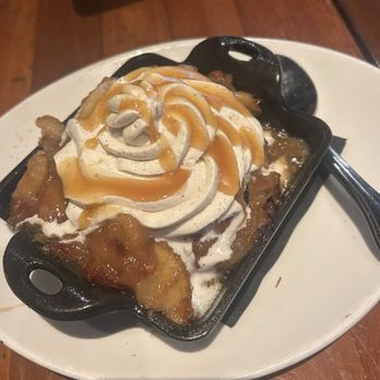 Von's 1000 Spirits - Salted Caramel Apple Strudel - New American Near Me - Seattle, Washington Von's 1000 Spirits - Salted Caramel Apple Strudel - New American Near Me - Seattle, Washington