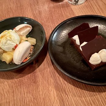 Octavia - Pavlova, dark chocolate budino - New American Near Me - San Francisco, California Octavia - Pavlova, dark chocolate budino - New American Near Me - San Francisco, California
