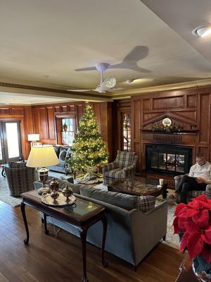 Mirror Lake Inn by null